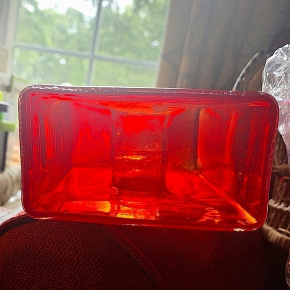 10"H VTG RED Hand Blown Abstract Hole Glass Vase - Air Bubbles - Rare Piece - Picture 5 of 7
